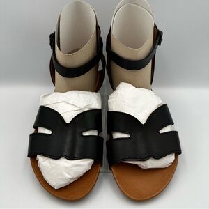 Miz Mooz New York City Annalise Wide Black Sandal Womens US 6.5-7 EU 37 Strappy